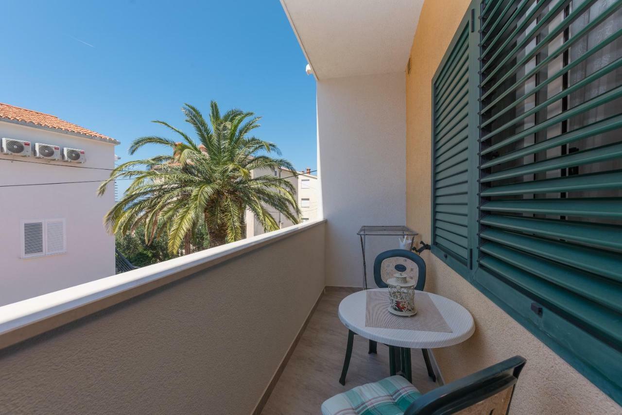 Apartmani Mona Makarska Bagian luar foto